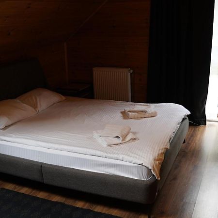 Berghaus Bukovel Villa ภายนอก รูปภาพ