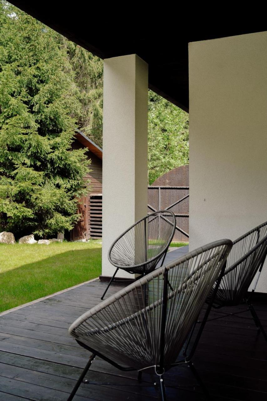 Berghaus Bukovel Villa ภายนอก รูปภาพ